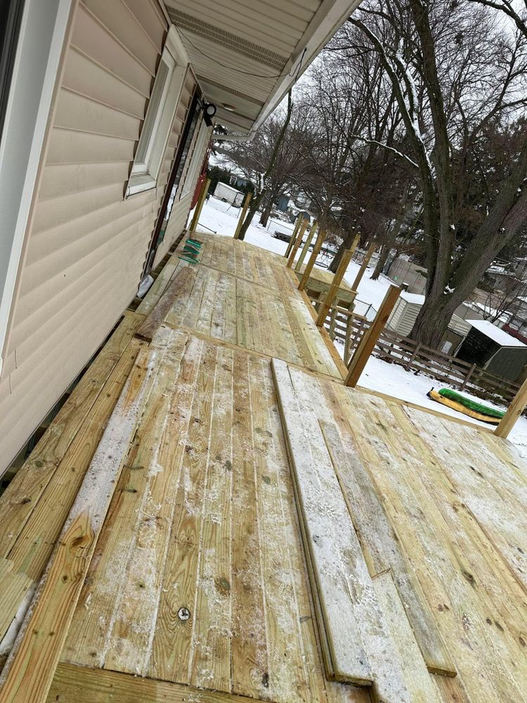 Deck Builds for  in Schaumburg, IL