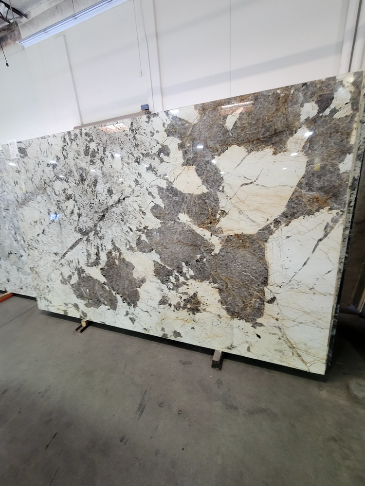 Quartzite slabs for JA Design Studio LLC in Anaheim, CA