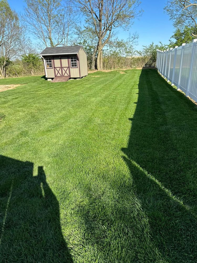 Fall and Spring Clean Up for KK&G Lawncare Services LLC in  Frankfort, KY