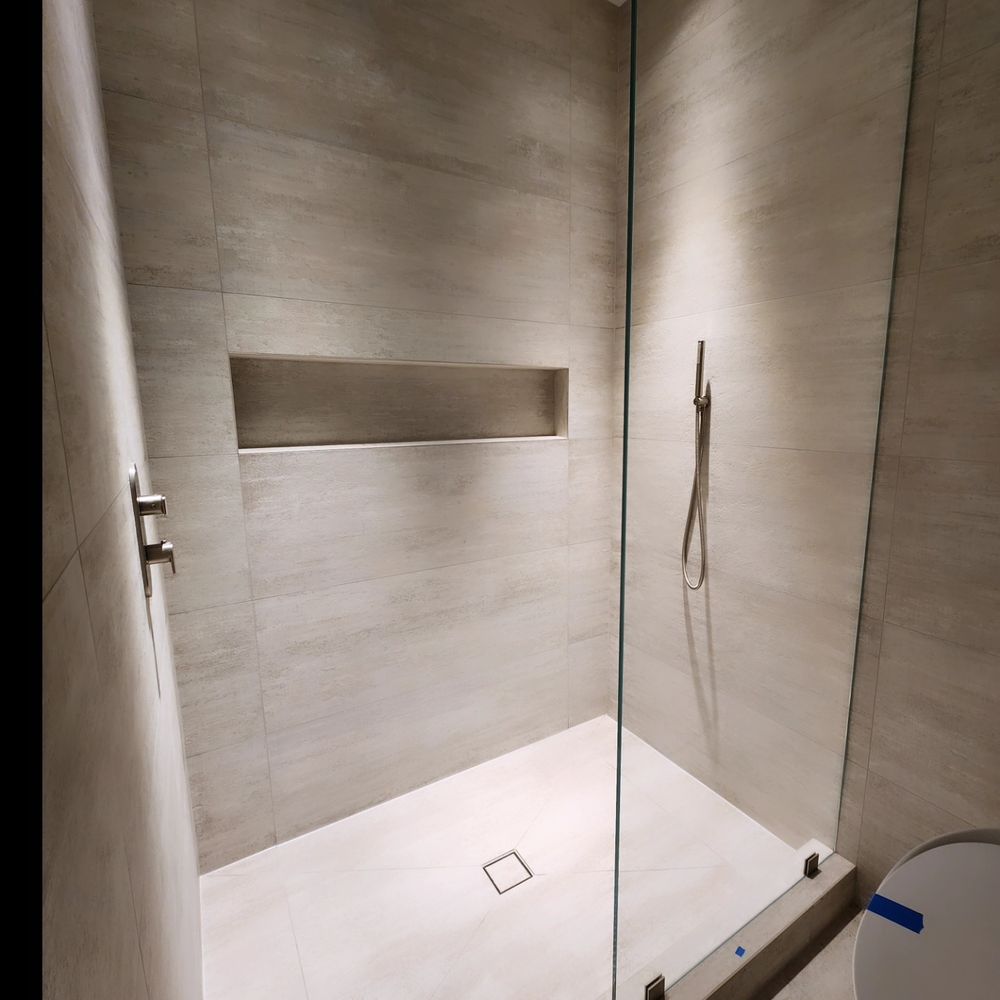 Exterior & Natural Stone Showers for Legacy Tile & Stone in DFW Metroplex, DFW Metroplex