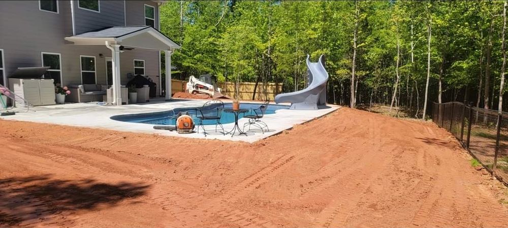 Grading for D&D Unlimited Landscaping in Hartwell, GA