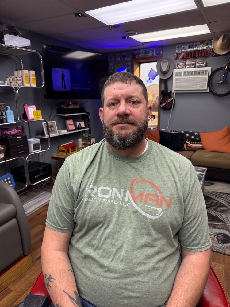 All Photos for LGND CUTS in Williston, ND