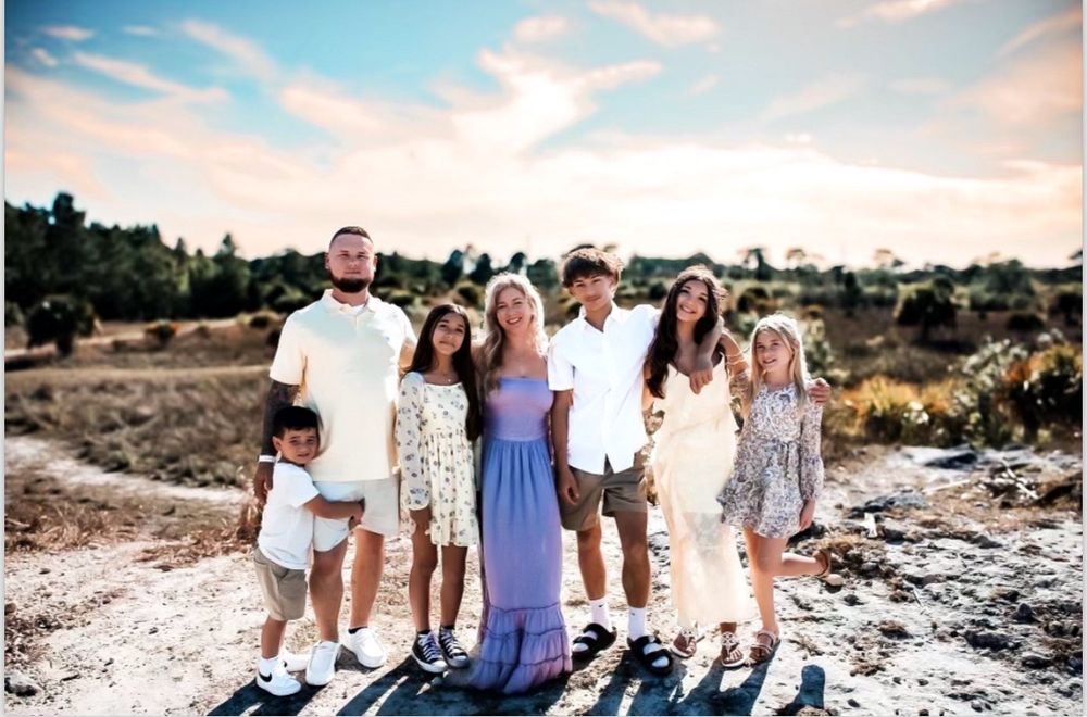 C/J Mobile Home Service team in Floral City, FL - people or person