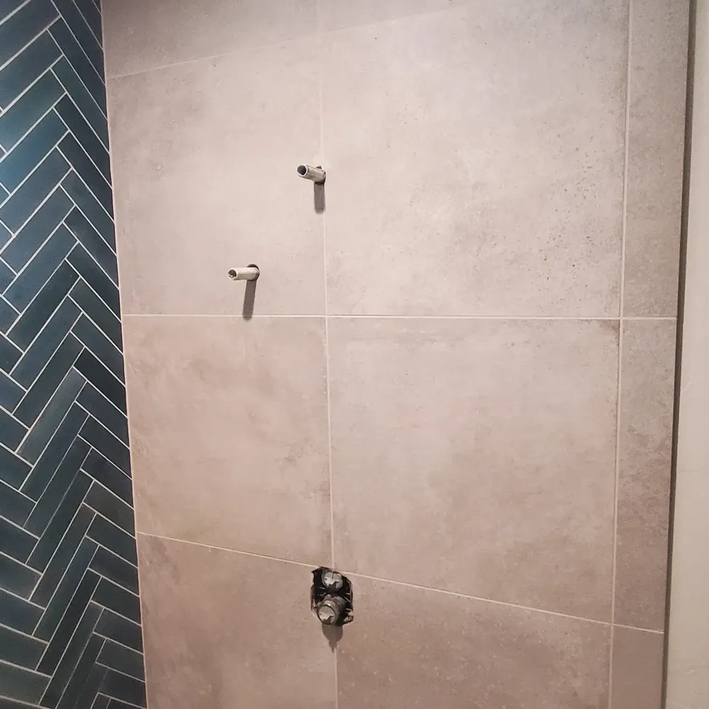 Herringbone shower for Elite Tile in La Grande, OR