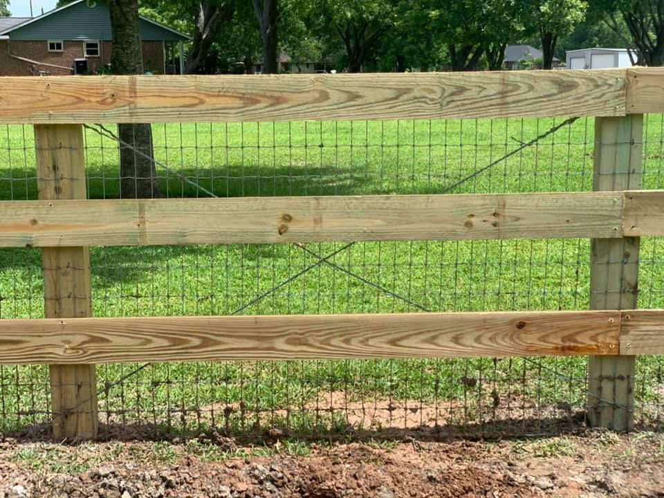 3 and 4 Board Fencing (optional wire added) for Pride Of Texas Fence Company in Brookshire, TX