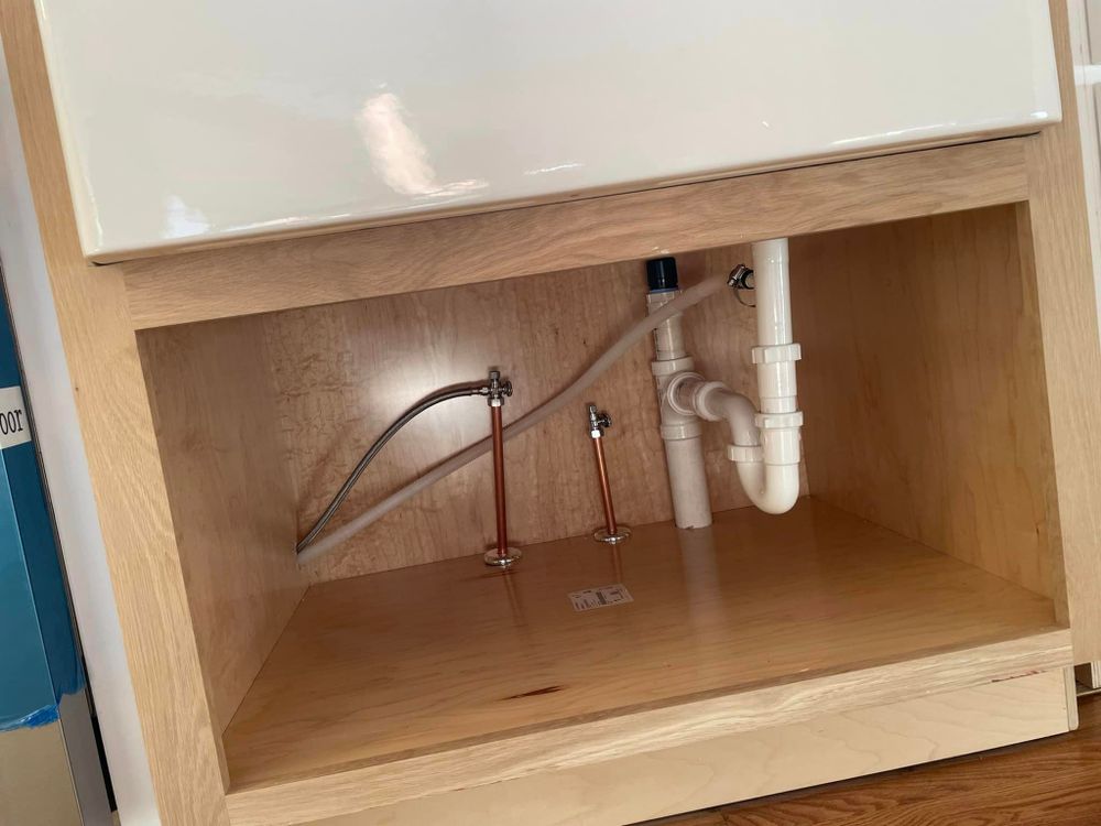Our Leak Detection and Repair service utilizes cutting-edge technology to detect and repair leaks in your plumbing system quickly and efficiently, saving you time, money, and potential water damage. for Scott's Plumbing Repair  in  Gallatin,  TN