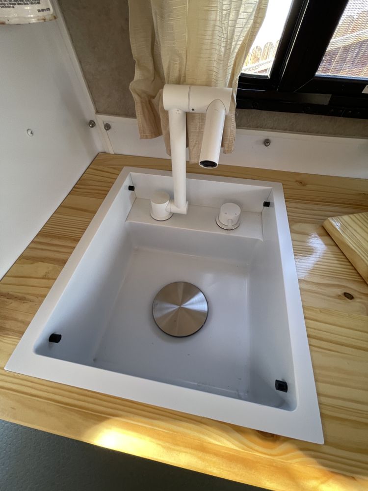 All Photos for Mauka to Makai RV Renovations in Los Angeles, CA