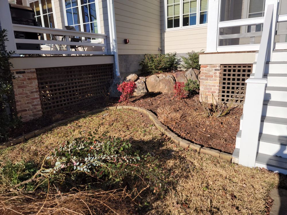 Flower Bed and Shrub Maintenance for Ornelas Lawn Service in Lone Oak, Texas