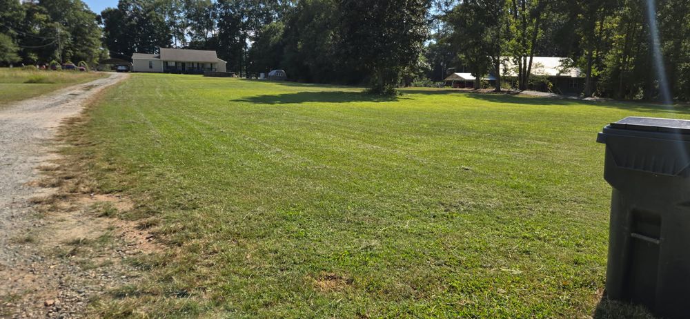 All Photos for Fresh Cut Yard & Lawn Care LLC in Forsyth, GA