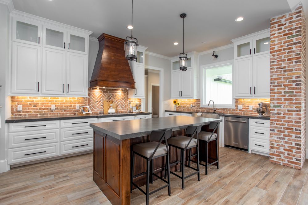 All Photos for Neely Construction & Design LLC in Chandler, TX