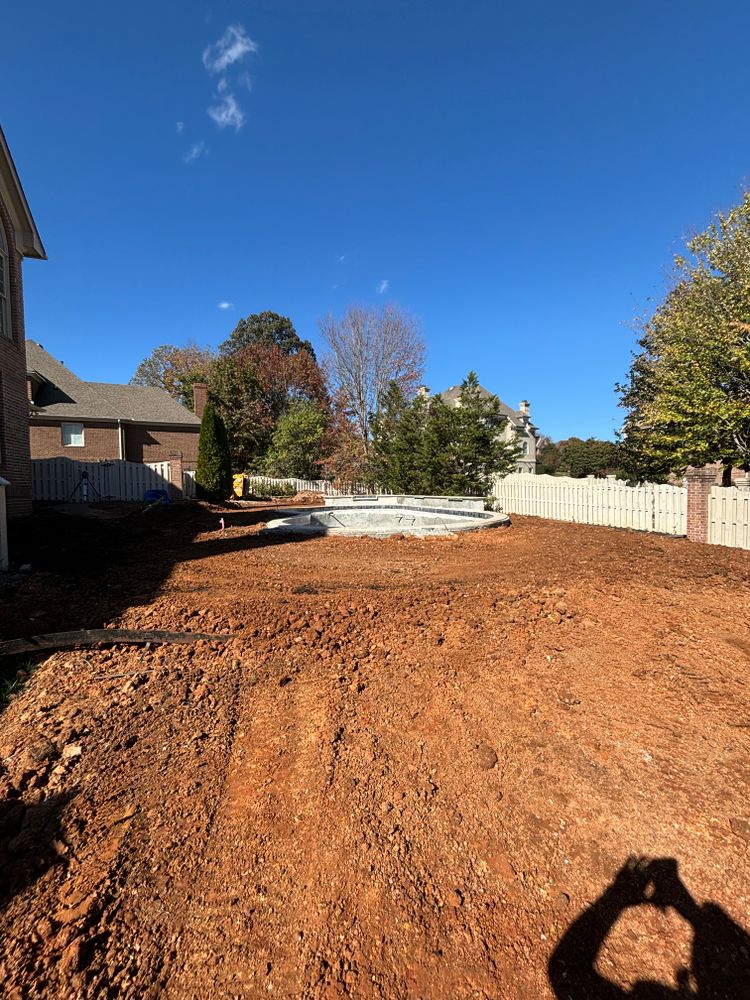 Dirt Work for Three Rivers Dirt Works LLC in Knoxville, TN