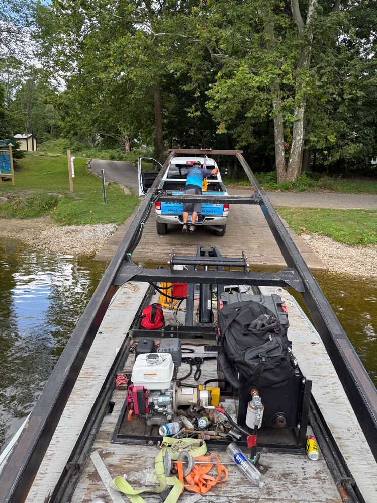 Boat lift Installation for Wagner's Lift & Dock Shop LLC in Watervliet, MI
