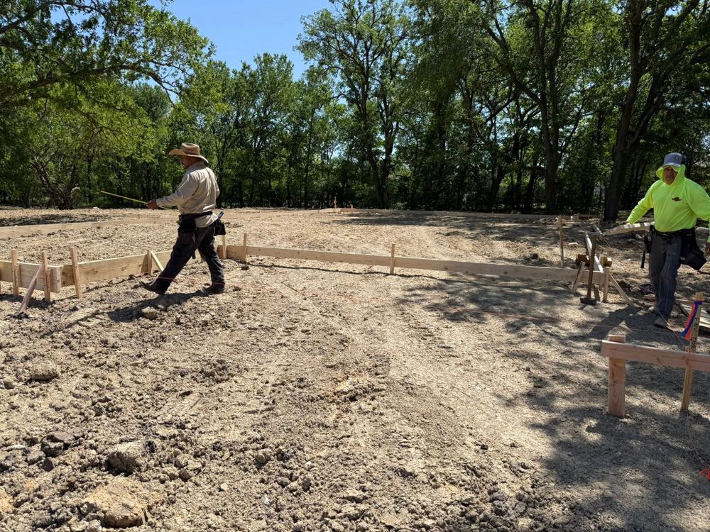 Concrete for Maldonado's Concrete Construction in Dallas, TX