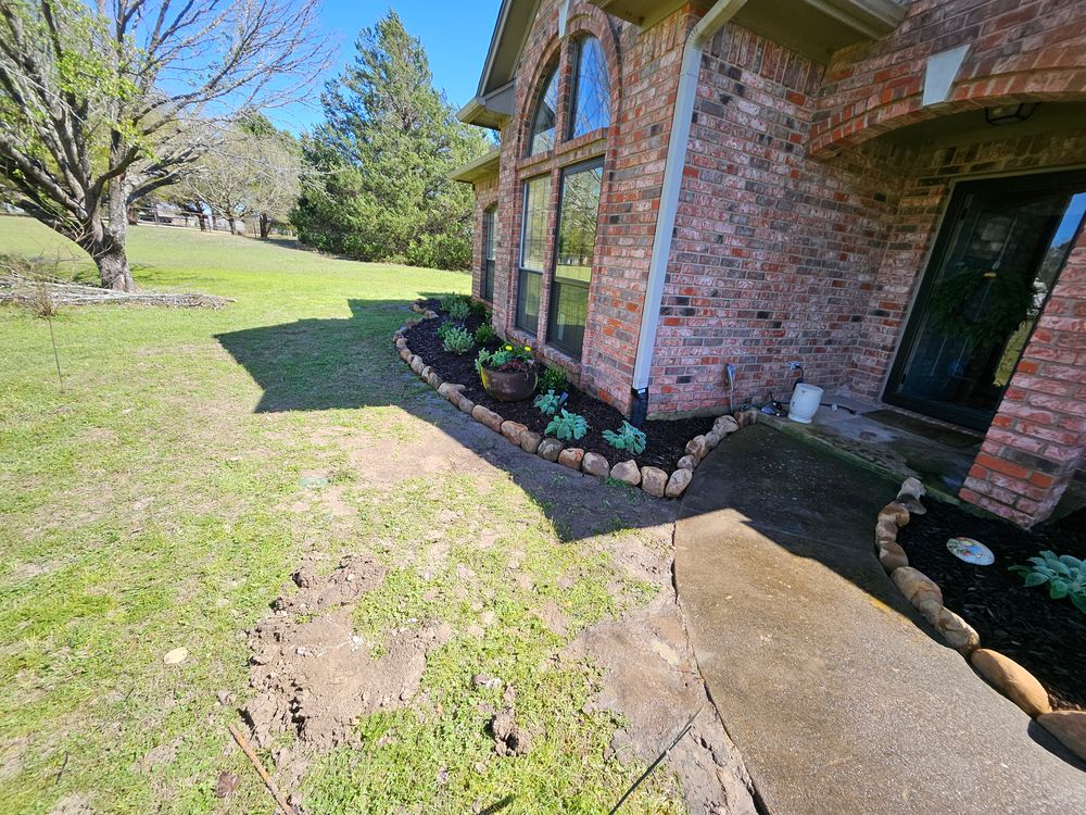 All Photos for Ornelas Lawn Service in Lone Oak, Texas