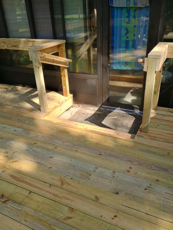 Deck & Patio Construction for JPH Builders Inc. in Milton, FL