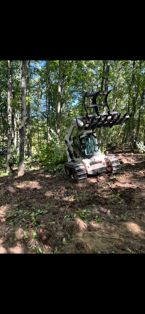 All Photos for Leal’s Lawn Service in Dayton, TN