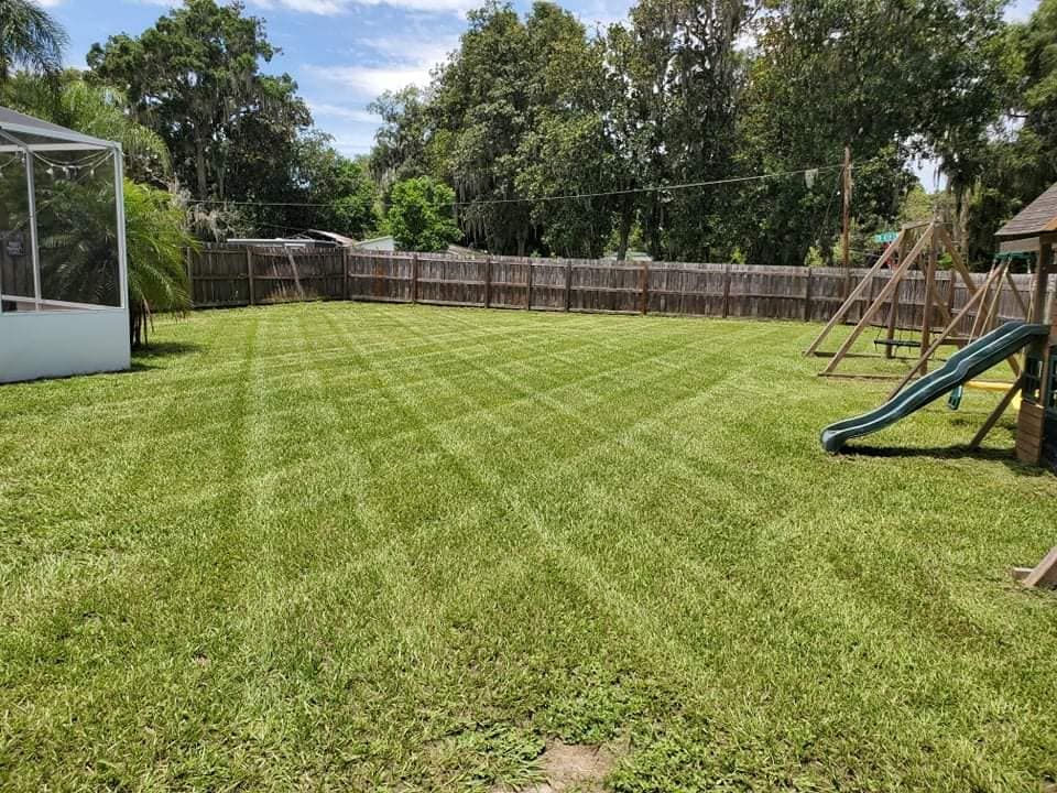 All Photos for Village Lawn Services LLC in Lake Panasoffkee, FL