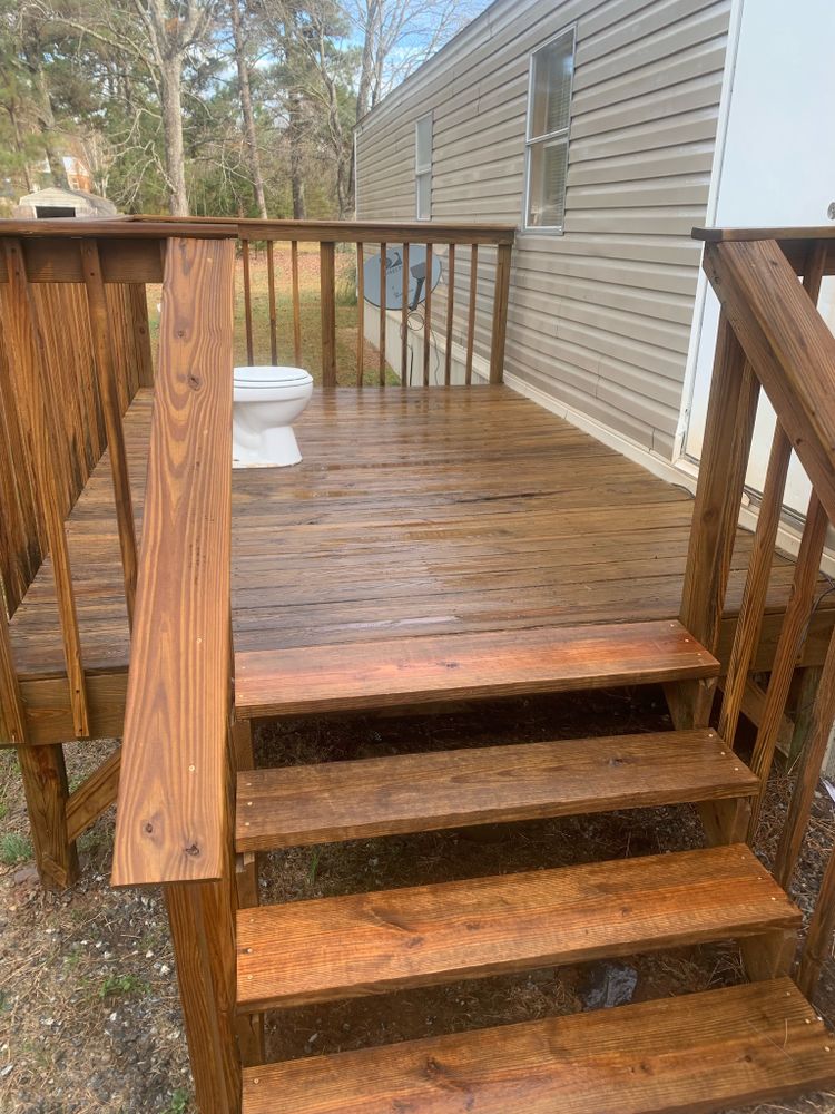 Deck cleaning for JB Applewhite's Pressure Washing in Anderson, SC