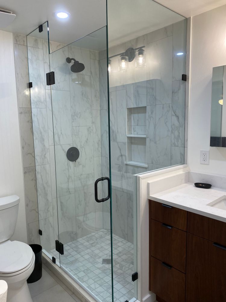 Bathroom Remodels  for Next-Gen Pro-Builders in Kennewick, WA