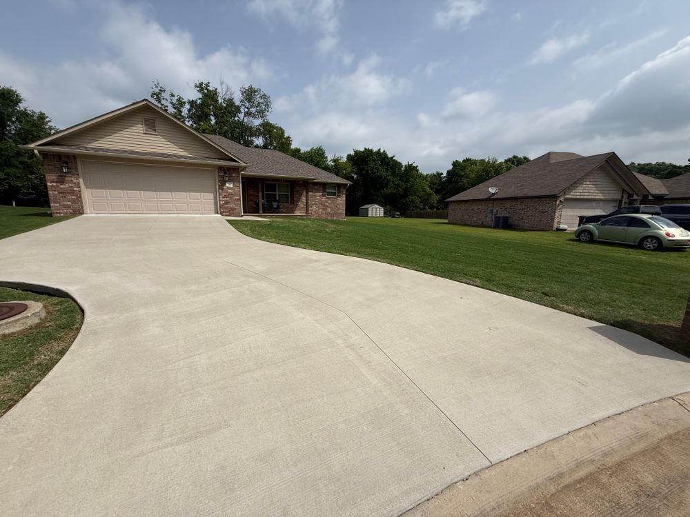 All Photos for Sandoval Lawn Care in Muldrow, OK