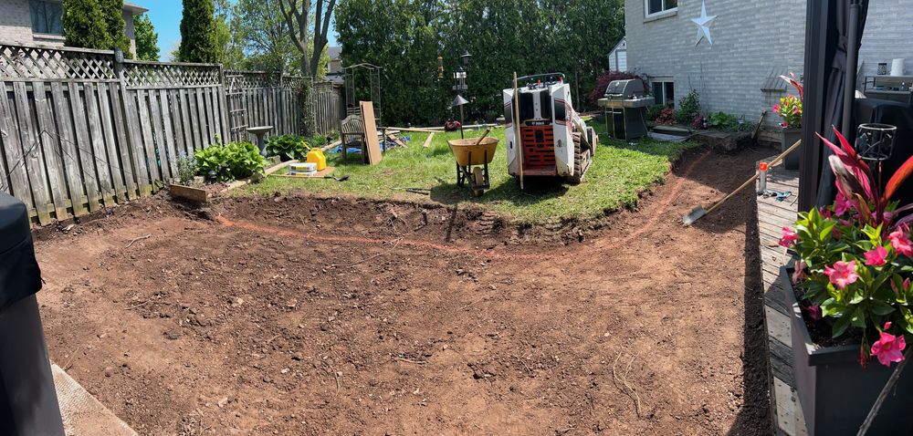 Landscape Construction for Calderwood Landscapes in Oakville, ON