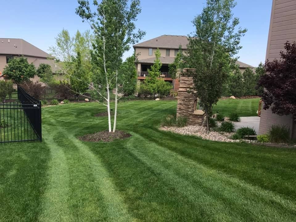 Mowing for Lawn Pros in Omaha, NE