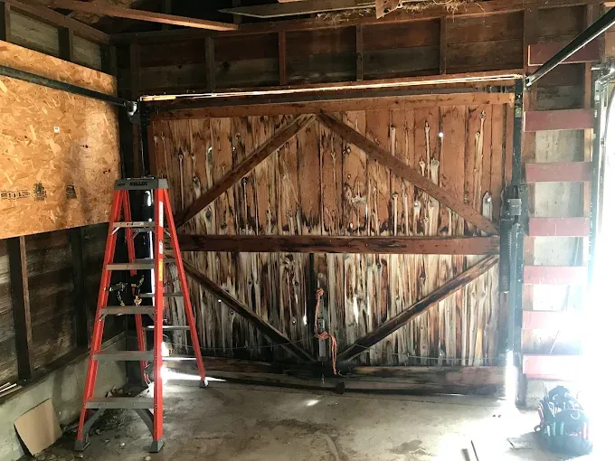 All Photos for 423 Garage Doors in Signal Mountain, Tennessee