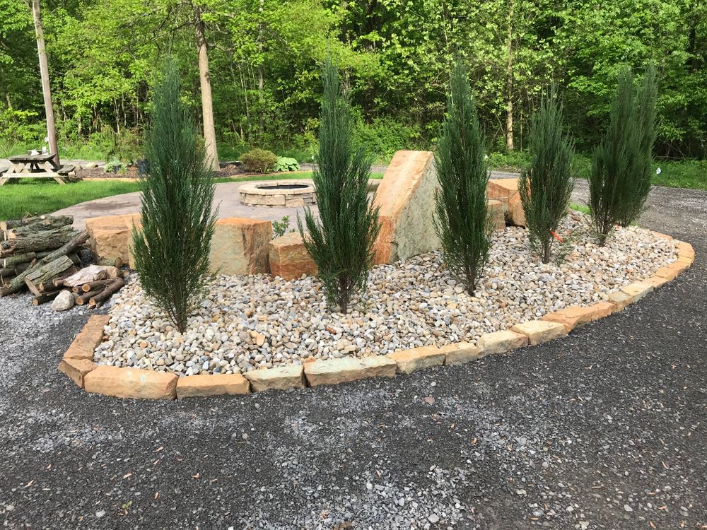 Landscape Edging for Stuckey Landscape & Excavation  in Rawson, OH