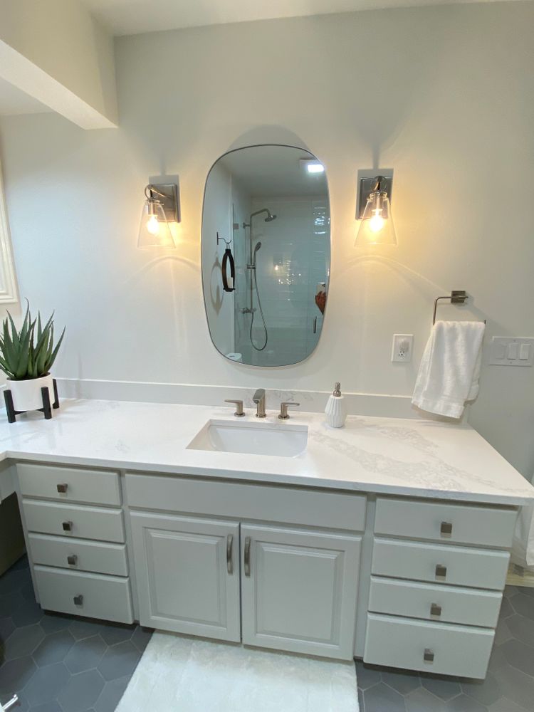 Bathroom Remodels  for Next-Gen Pro-Builders in Kennewick, WA