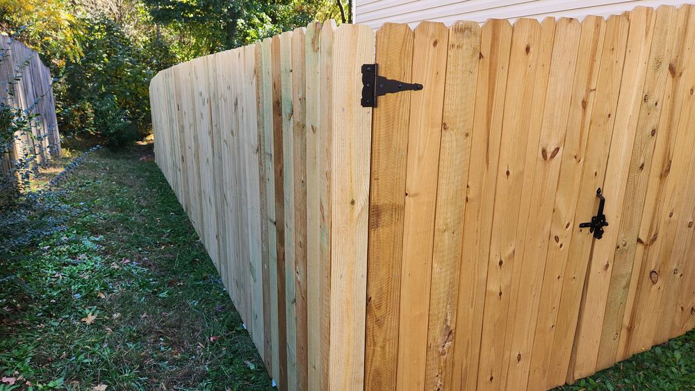 Wood Privacy Fence - Charlotte, NC for Fence My Lawn in Charlotte, NC