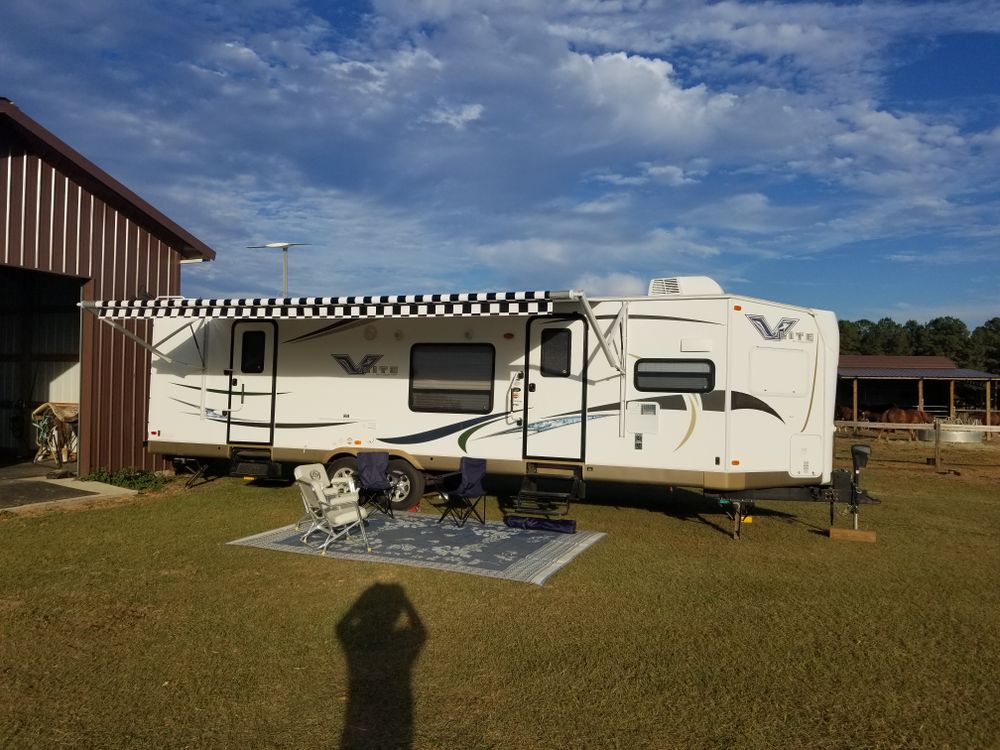 2012 VLite Flagstaff for Paradise RV Rentals in Perry, GA