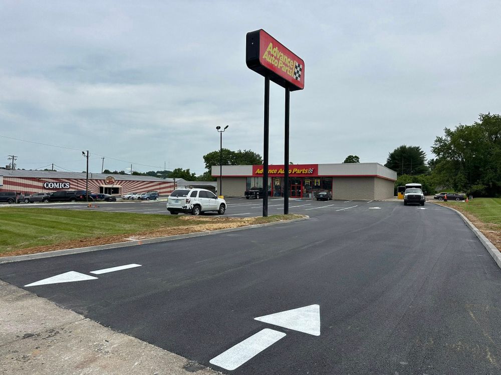 Asphalt for Metzler Paving and Sealcoating in Jacksboro, TN