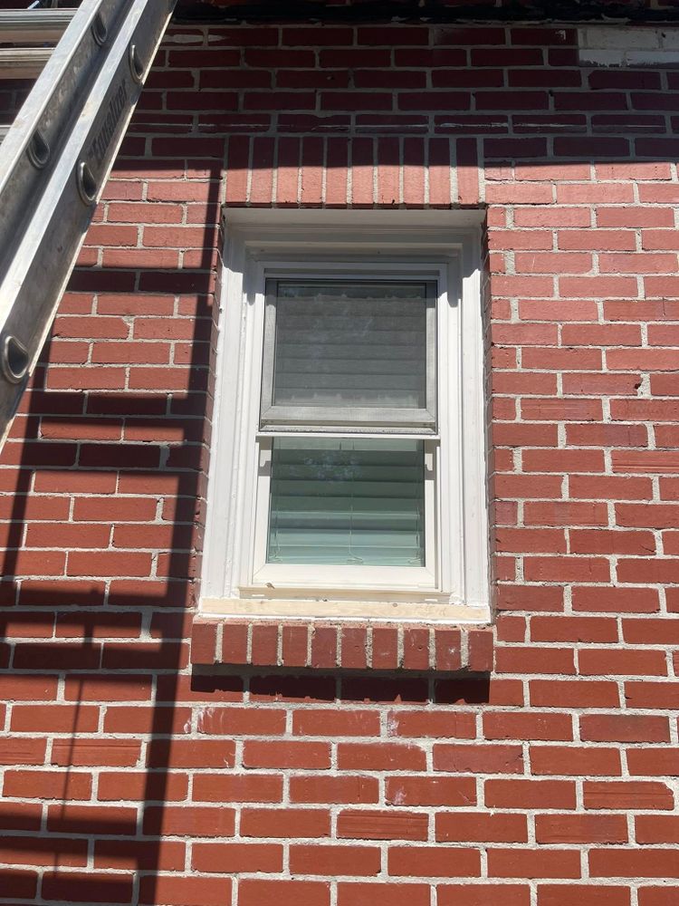 Transform your home with our expert siding service. We specialize in enhancing curb appeal and energy efficiency by using top-quality materials to vinyl siding house exteriors, ensuring durability and style. for DDH Custom Home Improvement in Atlanta, Georgia