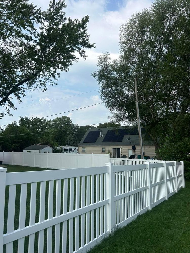 All Photos for Illinois Fence & outdoor co. in Kewanee, Illinois