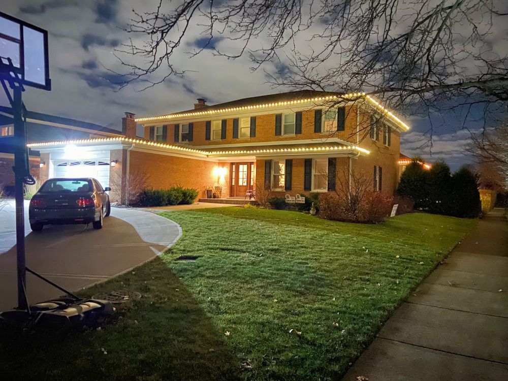 Holiday Lighting for Fence Medic in Northbrook, IL