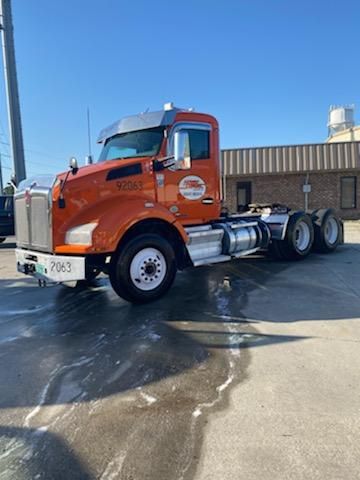 Semi Truck Washing for Apply That Pressure LLC in Savannah, GA