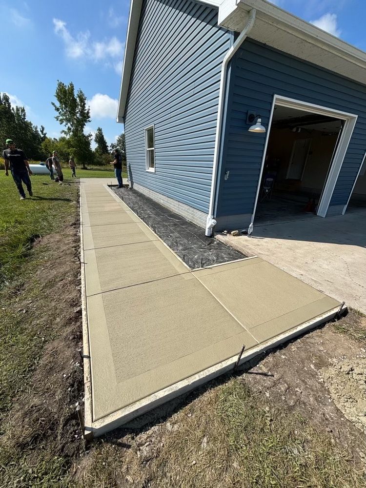 Concrete (Driveways, Sidewalks, Patios) for Curb Concepts Plus in Mishawaka, IN