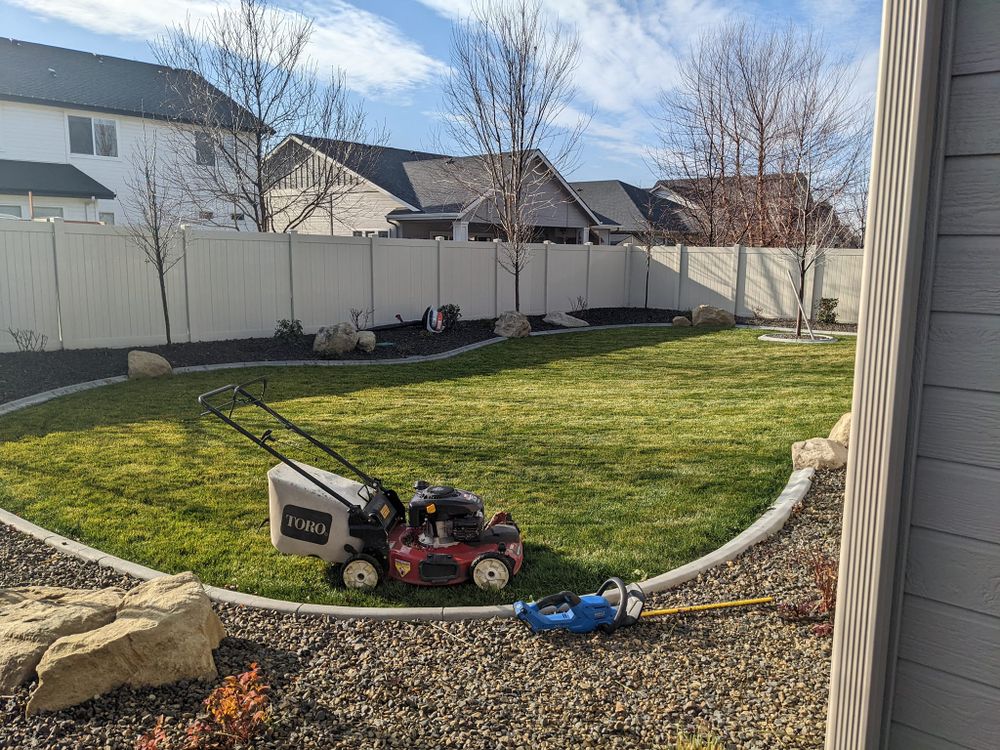 Landscaping for Silvercut Lawncare in Star, ID