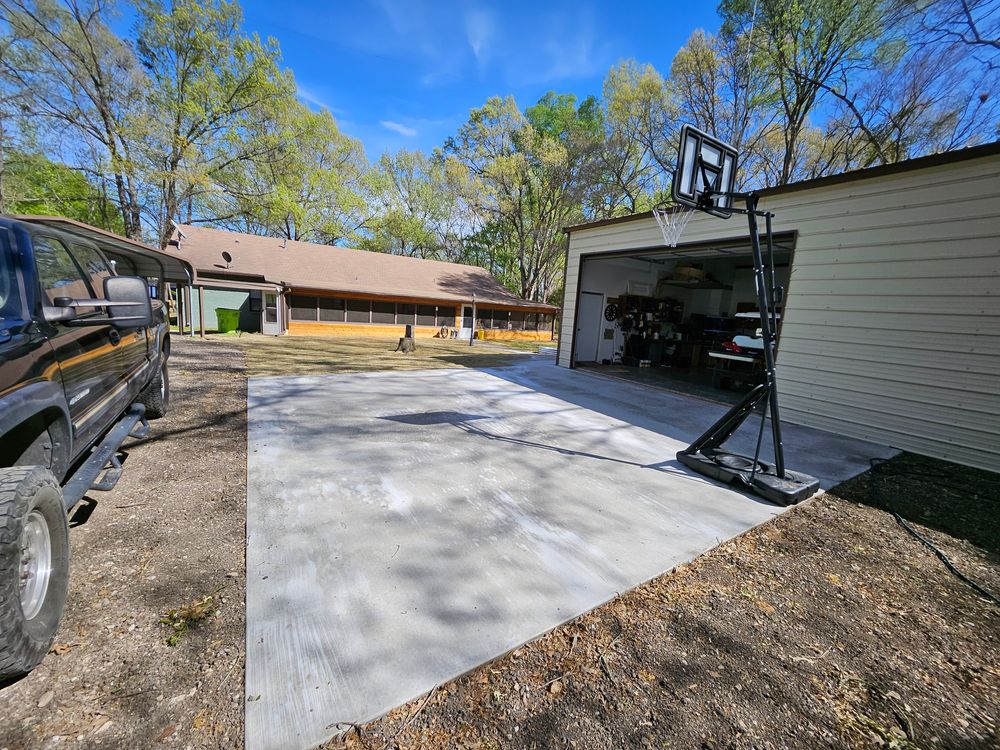 Mowing for Ornelas Lawn Service in Lone Oak, Texas