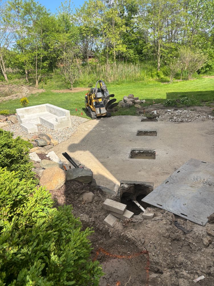 All Photos for Mr. Posthole in Howell, MI