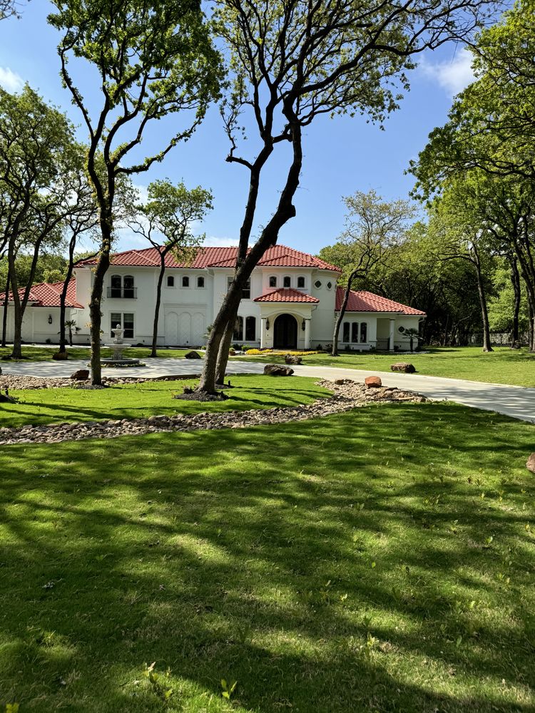 Guerrero's Landscape team in Fort Worth,  TX - people or person