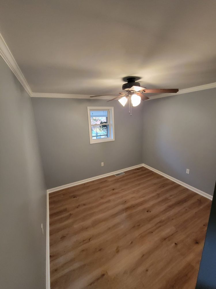 All Photos for Middle Man Construction in Fall Branch, TN