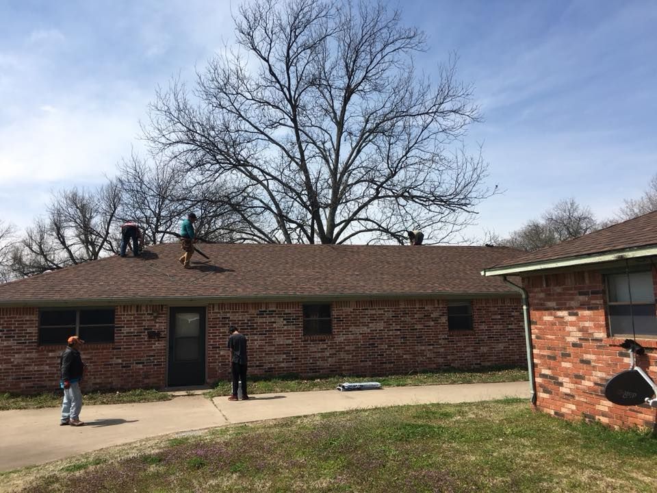 Stapp Roofing team in Duncan, OK - people or person