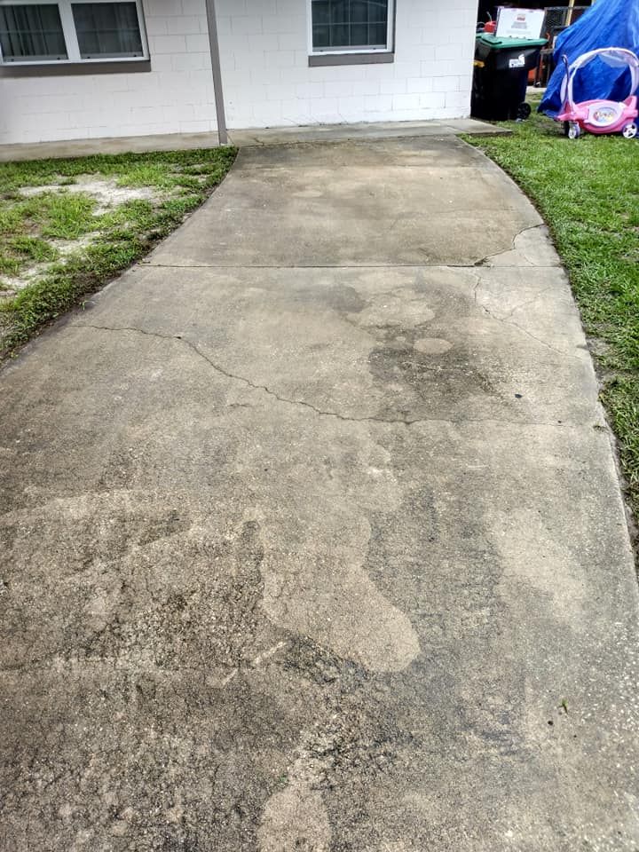 Home Softwash for Jonny On The Spot Pressure Washing LLC in Orlando, FL