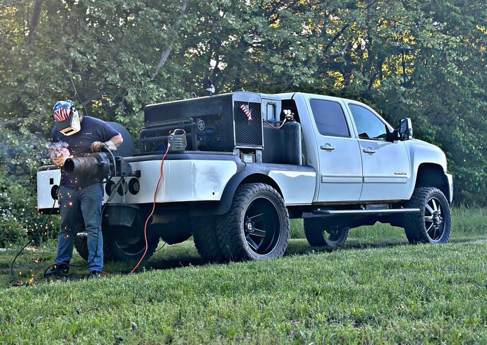 Welding for Wright's Fabrication in Huntsville, AR