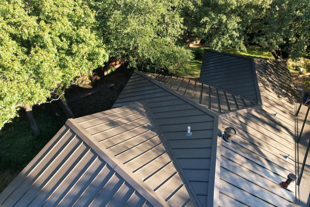 Roofing for M&H Metal and Roofing LLC  in Corsicana, TX