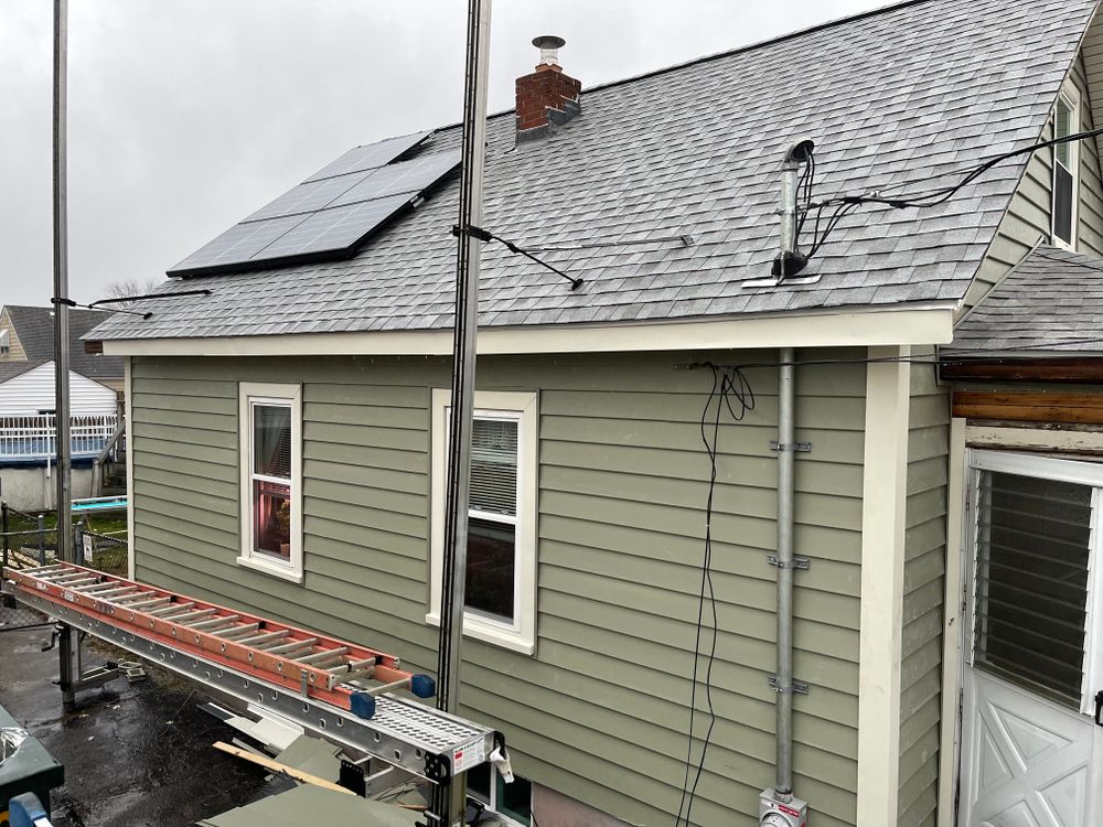 All Photos for SKYLINE ROOFING & SIDING SERVICES INC in Milford, MA