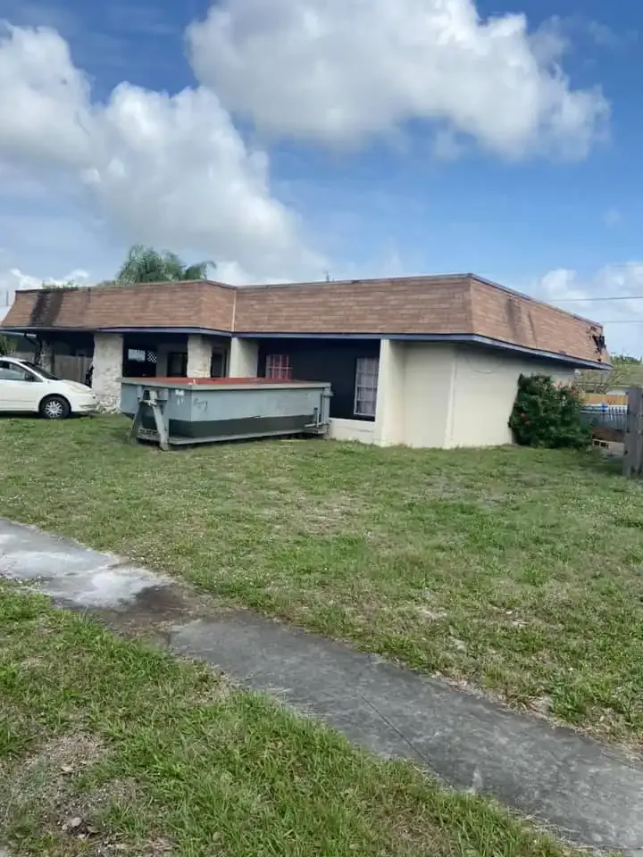 Dumpsters for Brevard Dumpsters in Palm Bay, FL