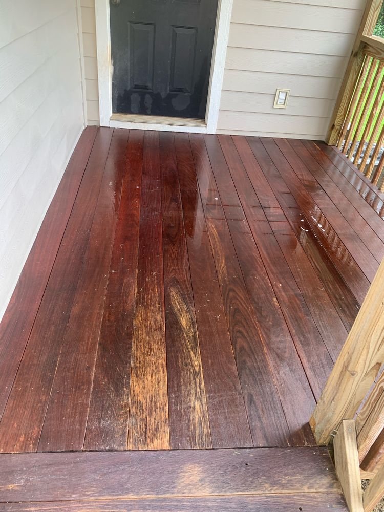 Deck cleaning for JB Applewhite's Pressure Washing in Anderson, SC