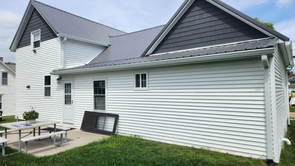 All Photos for Bredekamp Seamless Gutters in Preston, IA